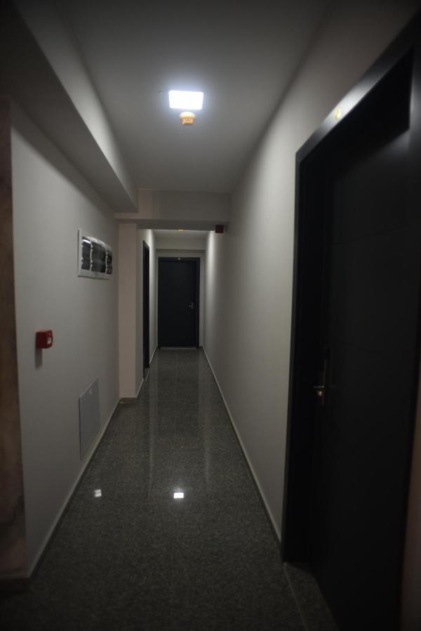 Villa Eleni Apartments Skopje Exterior photo
